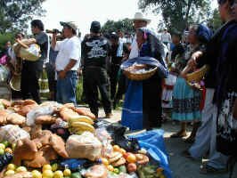 pan festival 4.jpg (85919 bytes)