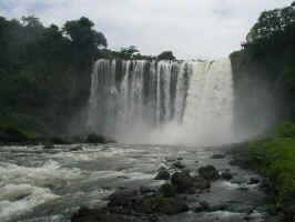 s_falls1.JPG (53498 bytes)