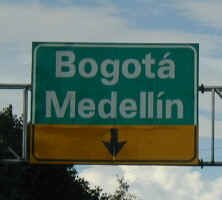 medellin_sign.jpg (42698 bytes)