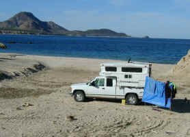 Cabo Pulmo boondocking.JPG (299291 bytes)