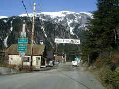 Hyder.jpg (92065 bytes)