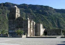 San Javier Mission.JPG (412242 bytes)
