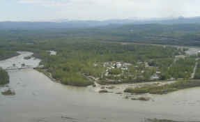 Talkeetna.jpg (54434 bytes)