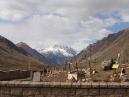 aconcagua_cem.jpg (63206 bytes)