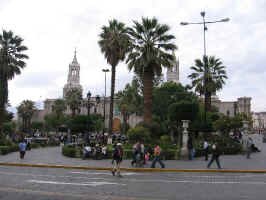 arequipa3.jpg (77882 bytes)