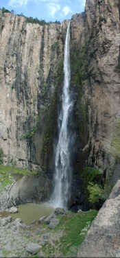 basa_falls_pan.jpg 