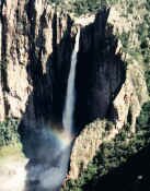 basaseachic falls.jpg (47624 bytes)