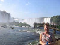 bz_iguazu_kim.jpg (60671 bytes)