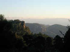 canyon view1.jpg (21292 bytes)