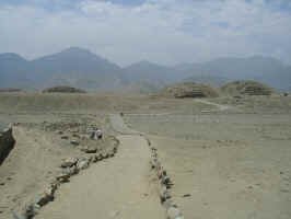 caral_1.jpg (57568 bytes)