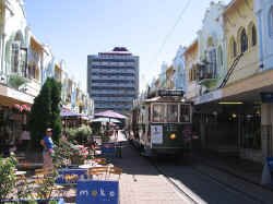 chch_trolley.jpg (87096 bytes)