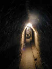 cholulatunnel1.JPG (39319 bytes)