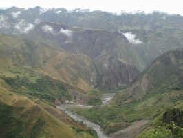 colombia_drive1.jpg (66579 bytes)