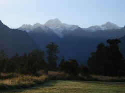 cook_and_tasman.jpg (34582 bytes)