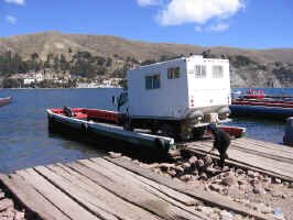 copa_barge.jpg (90363 bytes)