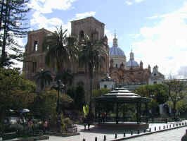 cuenca_cathedral.jpg (87892 bytes)