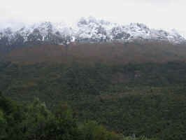 el_bolson_andes.jpg (60330 bytes)