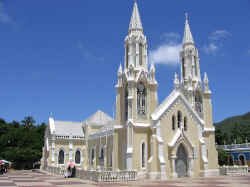 el_valle_shrine.jpg (64533 bytes)