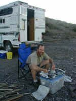 fish cleaning.JPG (384715 bytes)