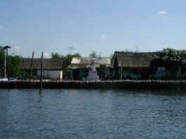 fisherman shrine.jpg (50994 bytes)