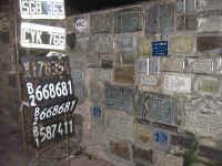 gil_plaques.jpg (99767 bytes)