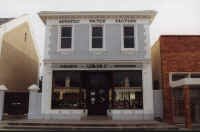 gr_pharmacy.jpg (48491 bytes)