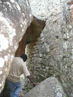 hidden_passage_gz.jpg (57931 bytes)