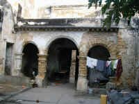ilha_bldg.jpg (98619 bytes)