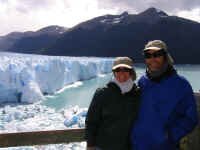 k_d_at moreno_glacier.jpg (56093 bytes)
