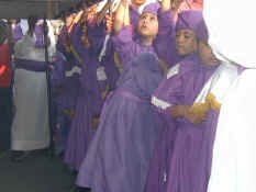 kid procession4.jpg (46042 bytes)