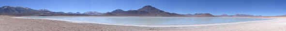 laguna_verde_pan.jpg (130784 bytes)