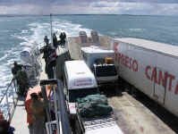 magellan_st_ferry1.jpg (107931 bytes)