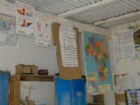 malawi_school2.jpg (80819 bytes)