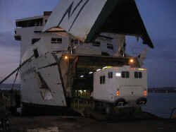 margarita_ferry.jpg (55047 bytes)
