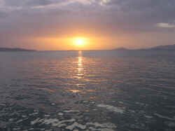 margarita_sunset.jpg (53374 bytes)