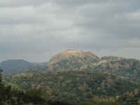 matopos.jpg (27221 bytes)