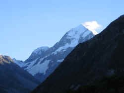 mt_cook_farewell.jpg (32806 bytes)
