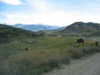near_coyhaique.jpg (54924 bytes)