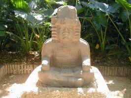 olmec3.JPG (88112 bytes)