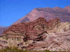 quebrada_de_cafayate4.jpg (95288 bytes)