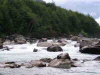 rio_manihuales.jpg (82917 bytes)