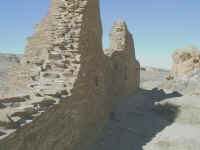 ruin wall.JPG (376736 bytes)