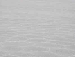salar_salt_view.jpg (46495 bytes)