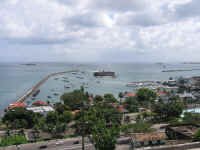 salvador2.jpg (73389 bytes)