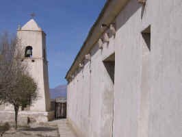 san_juan_inca_church.jpg (58171 bytes)