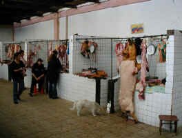 saraguro_butchershop.jpg (74417 bytes)
