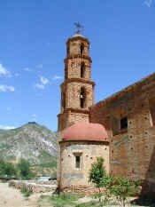 satevo bell tower.jpg (44262 bytes)