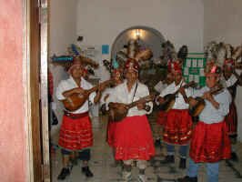 tamaz_folk3.jpg (66943 bytes)