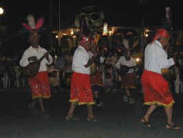 tamaz_folk6.jpg (49035 bytes)