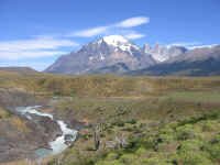 torres_paine2.jpg (82176 bytes)